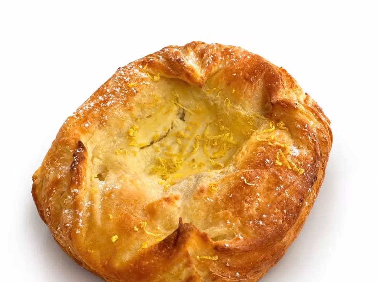 Bánh Danish chanh, mật ong và ricotta