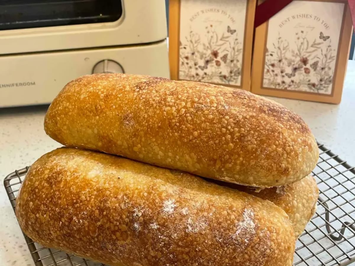 Ciabatta dài làm sandwich